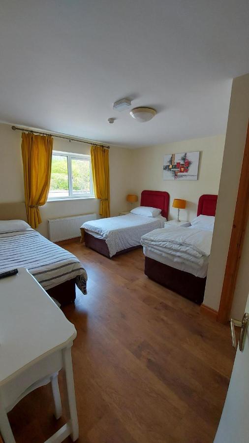 Clancys Of Glenfarne Hotell Exteriör bild