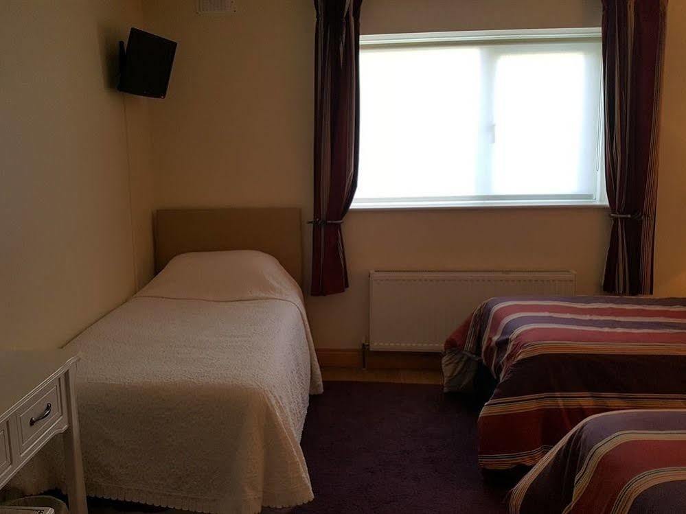 Clancys Of Glenfarne Hotell Exteriör bild
